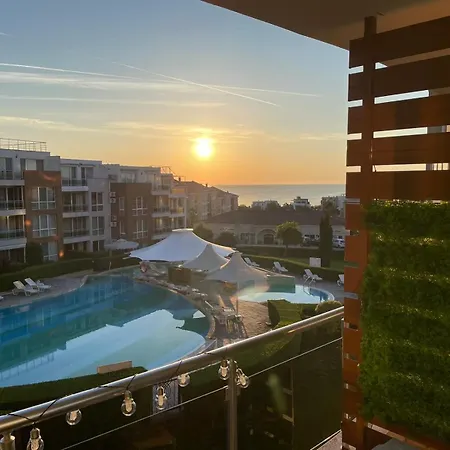 Sea Sunrise View Home, Sunny Island *