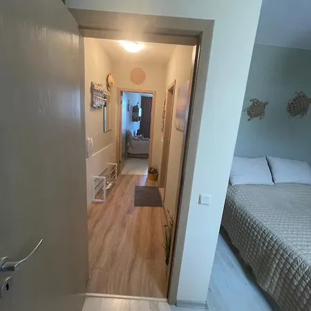 Apartment Sea Sunrise View Home, Sunny Island Chernomorets
