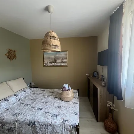 Sea Sunrise View Home, Sunny Island Apartment *